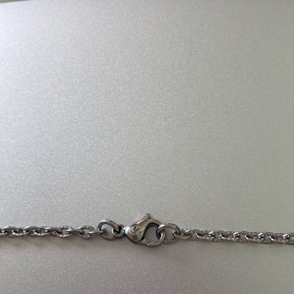 NWOT - Diamonds International Diamond Heart Necklace* - Picture 10 of 10